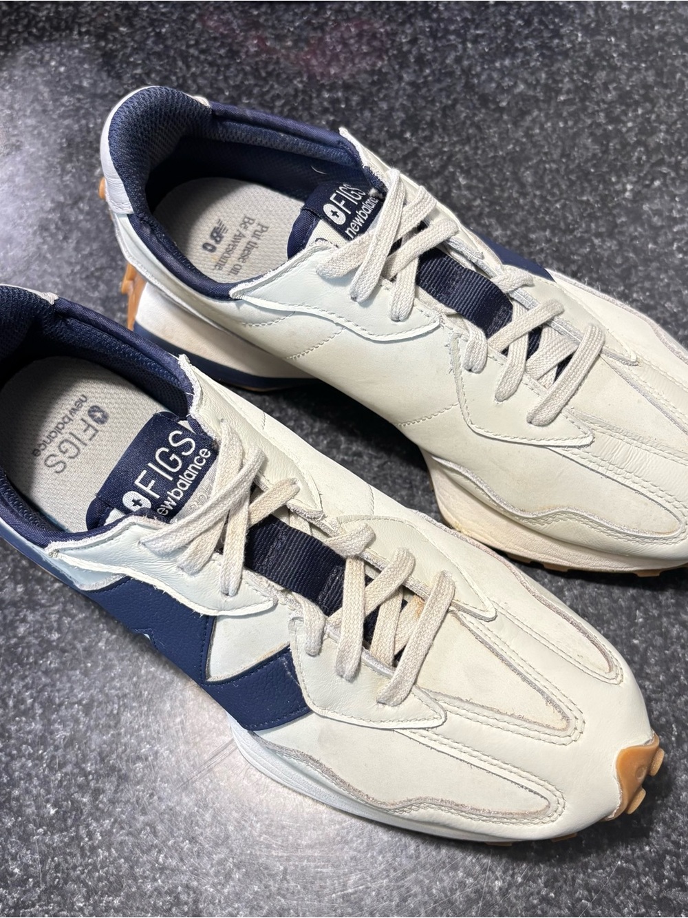 New Balance Cream & Navy Fig 326 Retro Runner Sneakers